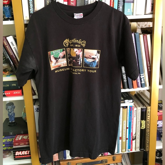 Bayside USA Other - Vintage Martin Guitars Tee